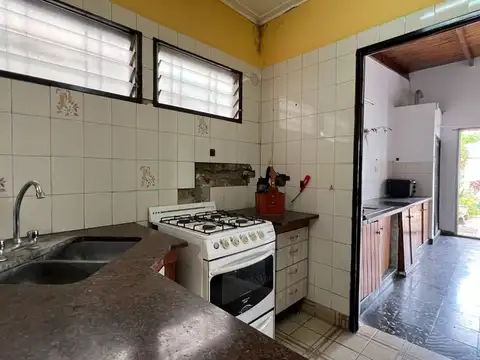 Depto Tipo Casa en Venta de 5 ambientes