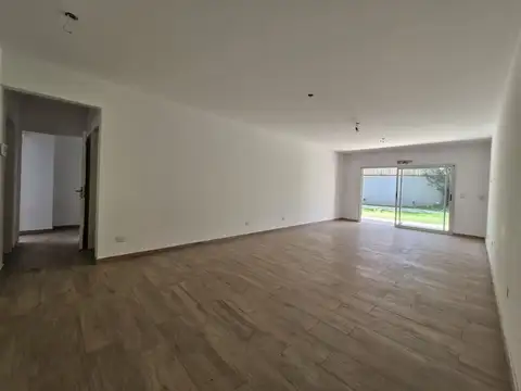 Departamento en Alquiler en Victoria, $ 4.500.000