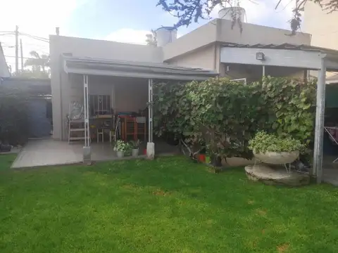 Casa Venta en Berazategui 2 habitaciones