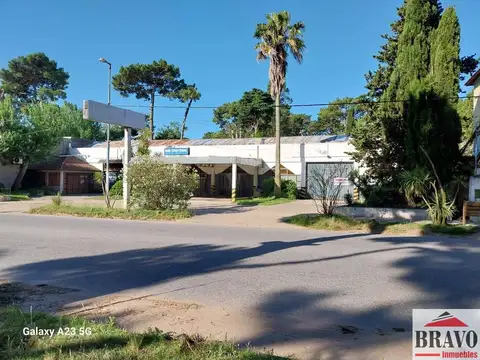 Avenida Buenos Aires entre Calles 212 y 200