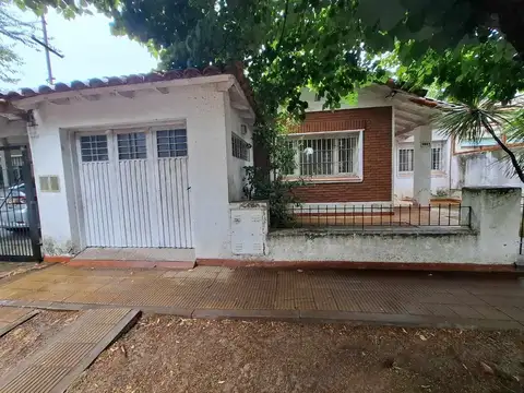 VENTA CASA 4 AMB EZPELETA CON FONDO LIBRE