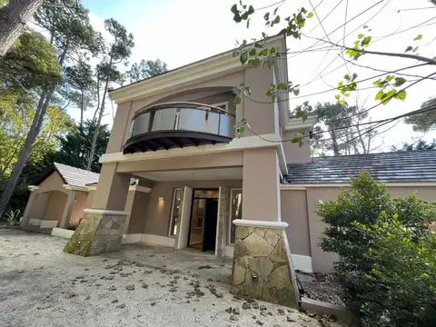 Casa en Venta de 5 dormitorios