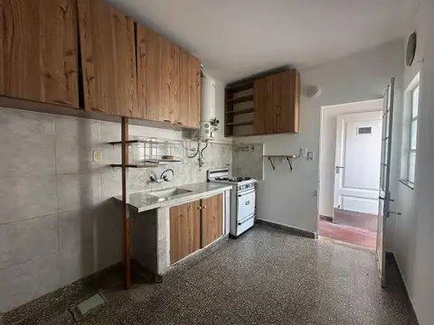 Depto Tipo Casa 2 ambientes con 1 baño