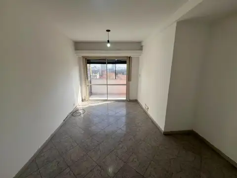 OPORTUNIDAD DE ALQUILER EN AVELLANEDA CENTRO
