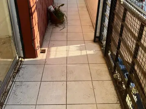 Montes De Oca 100