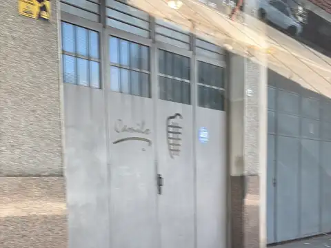 José León Suárez 2100