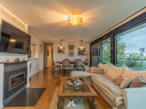 Departamento en Venta en Carrasco , USD 599.000