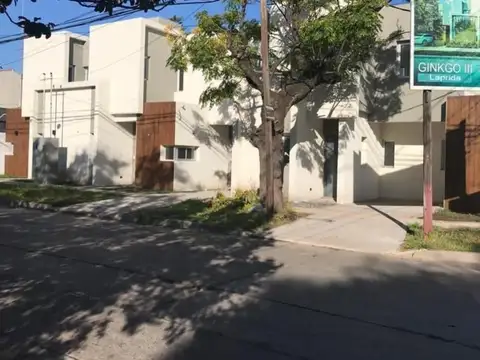 Depto Tipo Casa en Venta de 4 ambientes