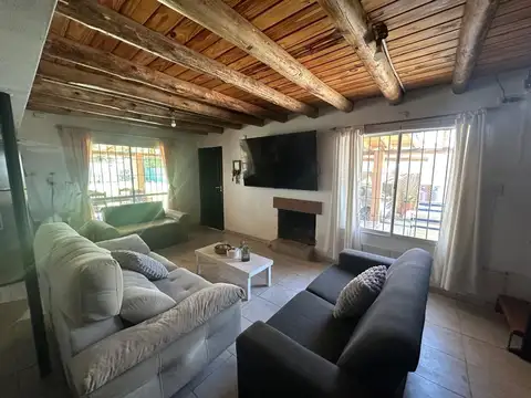 Casa 4 ambientes con 1 baño