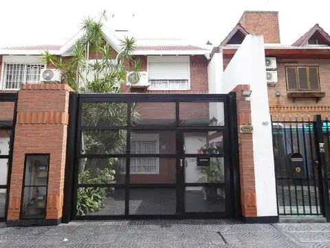 Depto Tipo Casa en Venta de 5 ambientes