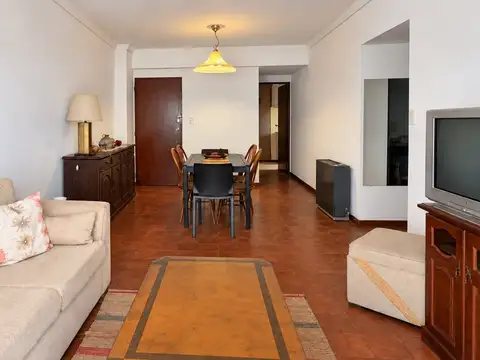 Diagonal Pueyrredon al 3100