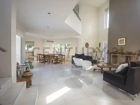 Casa en Venta de 4 dormitorios