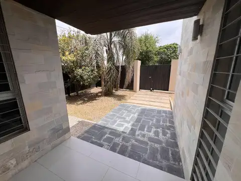 Casa en Alquiler al Sudeste