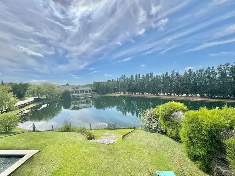 Casa en Alquiler de 3 dormitorios