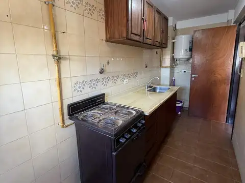 Departamento apto profesional monoambiente  con cochera  por escalera