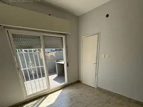 Oficina en Alquiler en Morón, $ 1.200.000