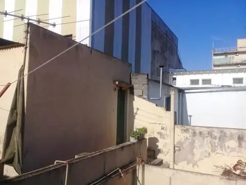 Vivienda Multifamiliar a Reciclar