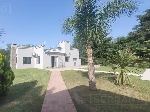 Venta Casa Barrio Los Pinos, Exaltación de la Cruz. APTO CREDITO