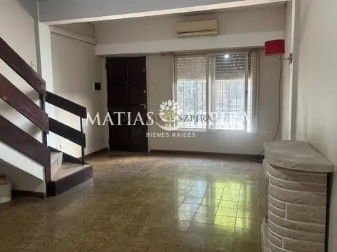 Casa en Venta en Castelar, USD 92.000