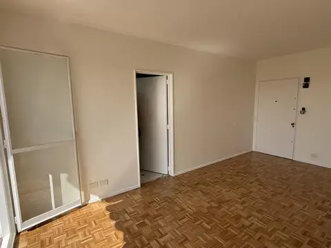 Departamento en Alquiler en Acassuso Vías / Santa Fe, $ 980.000