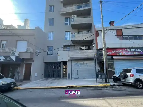 SAN MARTIN 200, Piso 7