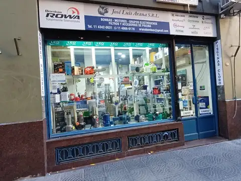 Local Comercial . 3 ambientes. PBAJA Y SOTANO