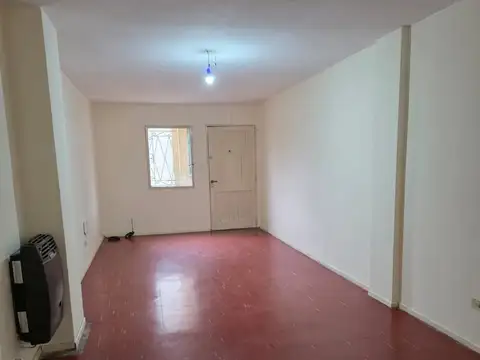 Departamento 4 ambientes con 1 baño