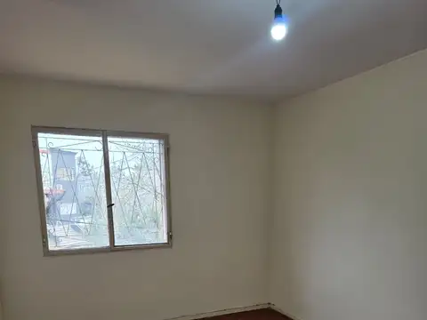 Departamento de 4 Ambientes, Barrio Policial, Padua