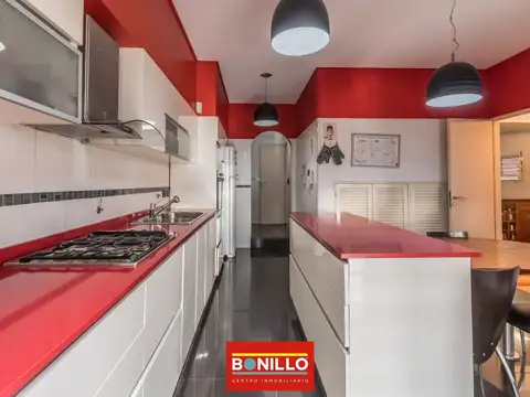 Casa 6 ambientes venta Villa Pueyrredón