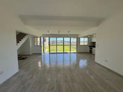 Casa en Venta 2 Dormitorios - Ecopueblo Alvear
