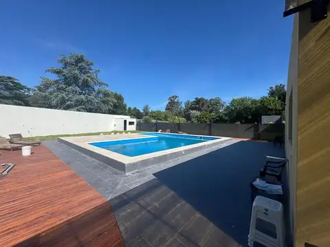 Depto Tipo Casa en Alquiler Temporal en Camet, $ 165.000