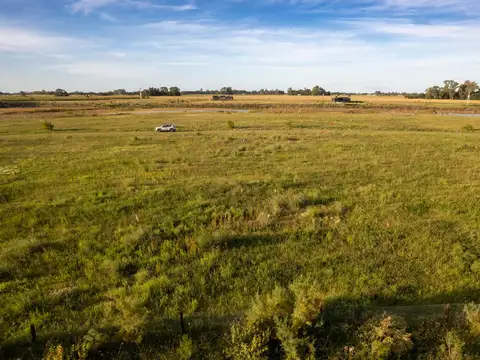 Lote 2700m2 en barrio cerrado sustentable