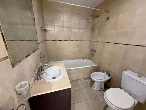 Departamento en Alquiler con 1 cocheras