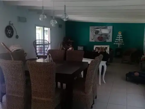 Tomamos casa centro Zárate