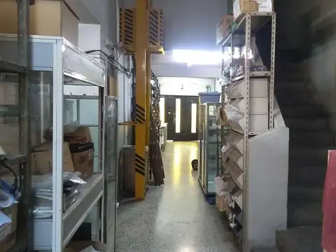 Galpon en Venta en Barracas, USD 300.000