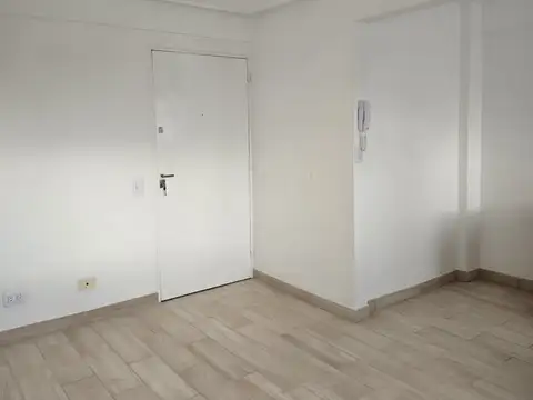 Departamento en Alquiler al Este
