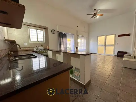 Depto Tipo Casa en Venta con 1 cocheras