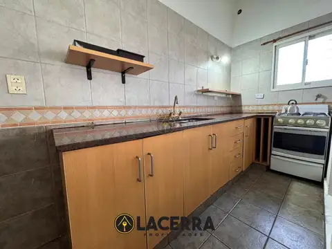 Depto Tipo Casa en Venta 40 años