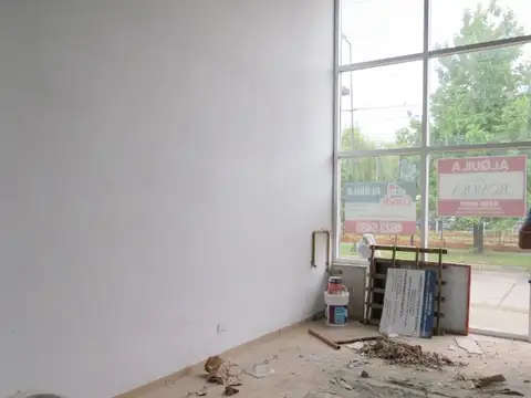 Local en Venta en Ituzaingó, USD 90.000