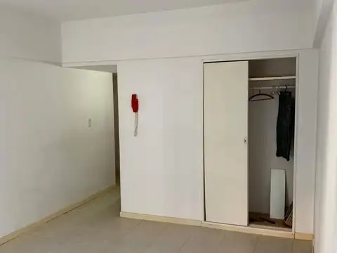 Av Rivadavia 1377 , Piso 6