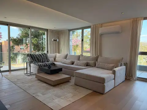 Departamento en Venta de 5 ambientes