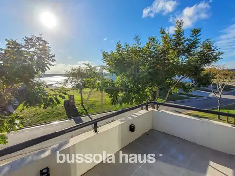 Casa en alquiler de 6 ambientes en Vistas Puertos