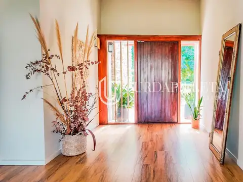 Casa 5 ambientes con 5 baños