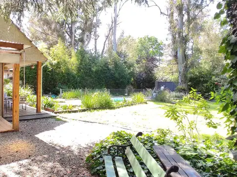 ALQ VERANO Enero o Febrero x Quincena | Comoda y Pintoresca casa con Jardin y Pileta La Bota, Saavedra