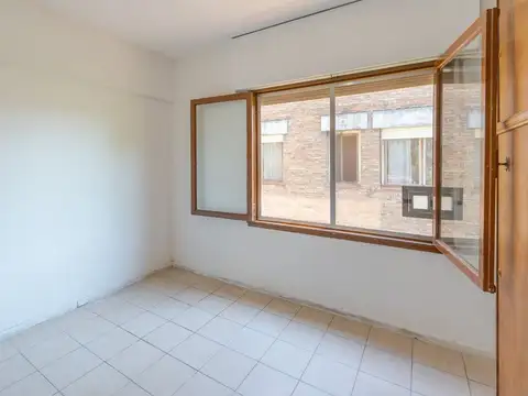 3 Amb con Patio Propio en San Isidro