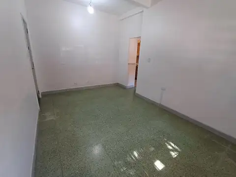 Depto Tipo Casa en Alquiler de 2 ambientes