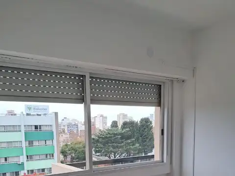 Departamento 3 Ambientes céntrico con cochera