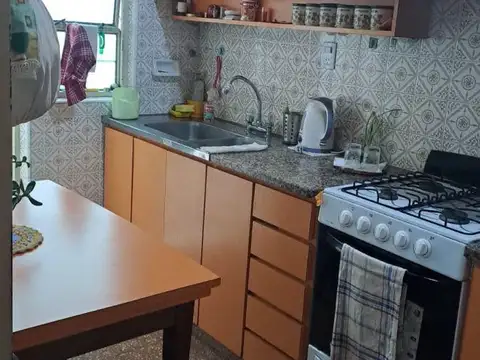 Casa 3 ambientes con 2 baños