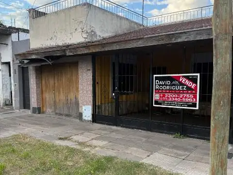 CASA PH DE 3 AMBIENTES AL FRENTE CON ENTRADA INDEPENDIENTE - HAEDO NORTE