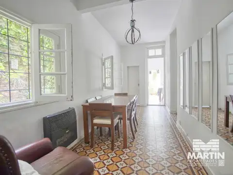 Casa en Venta en Vicente López Vías / Maipú, USD 430.000